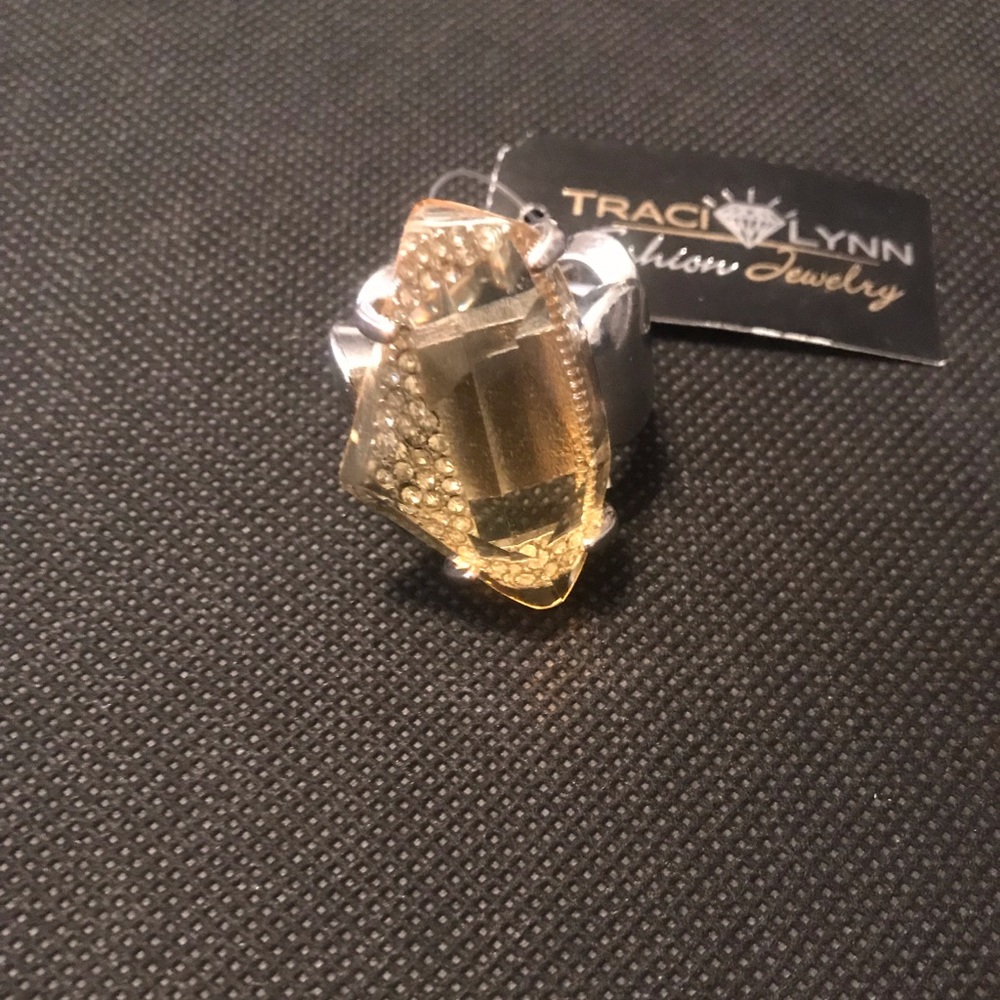 Traci Lynn swag ring